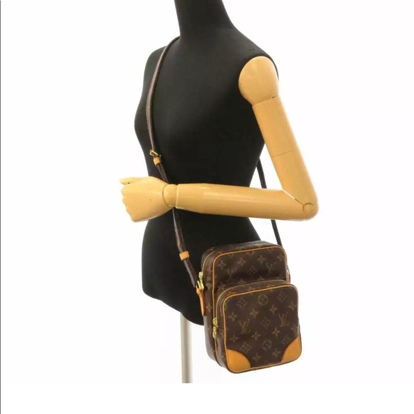 LOUIS VUITTON Amazon Crossbody - Picture 8 of 8